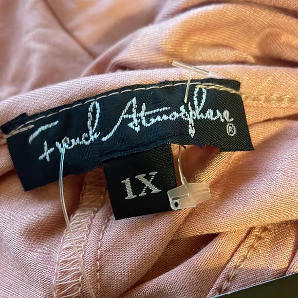 Pink long dress size x large - Picture 4 of 4